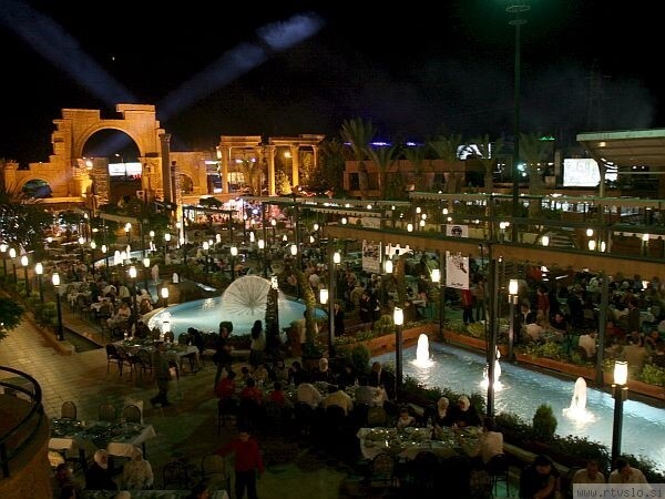 Biggestrestaurant