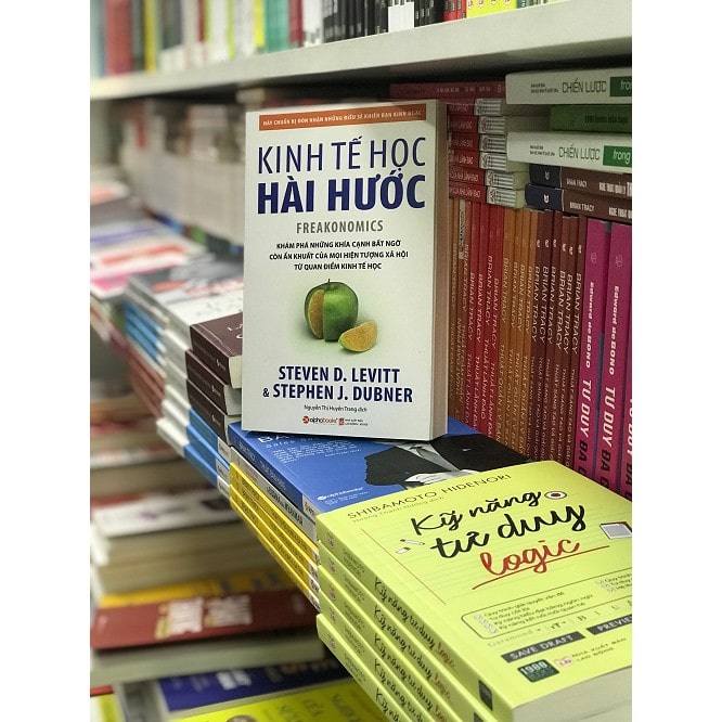 10 quyển sách hay về kinh doanh mà bạn nên một lần đọc trong đời 10 quyển sách hay về kinh doanh mà bạn nên một lần đọc trong đời