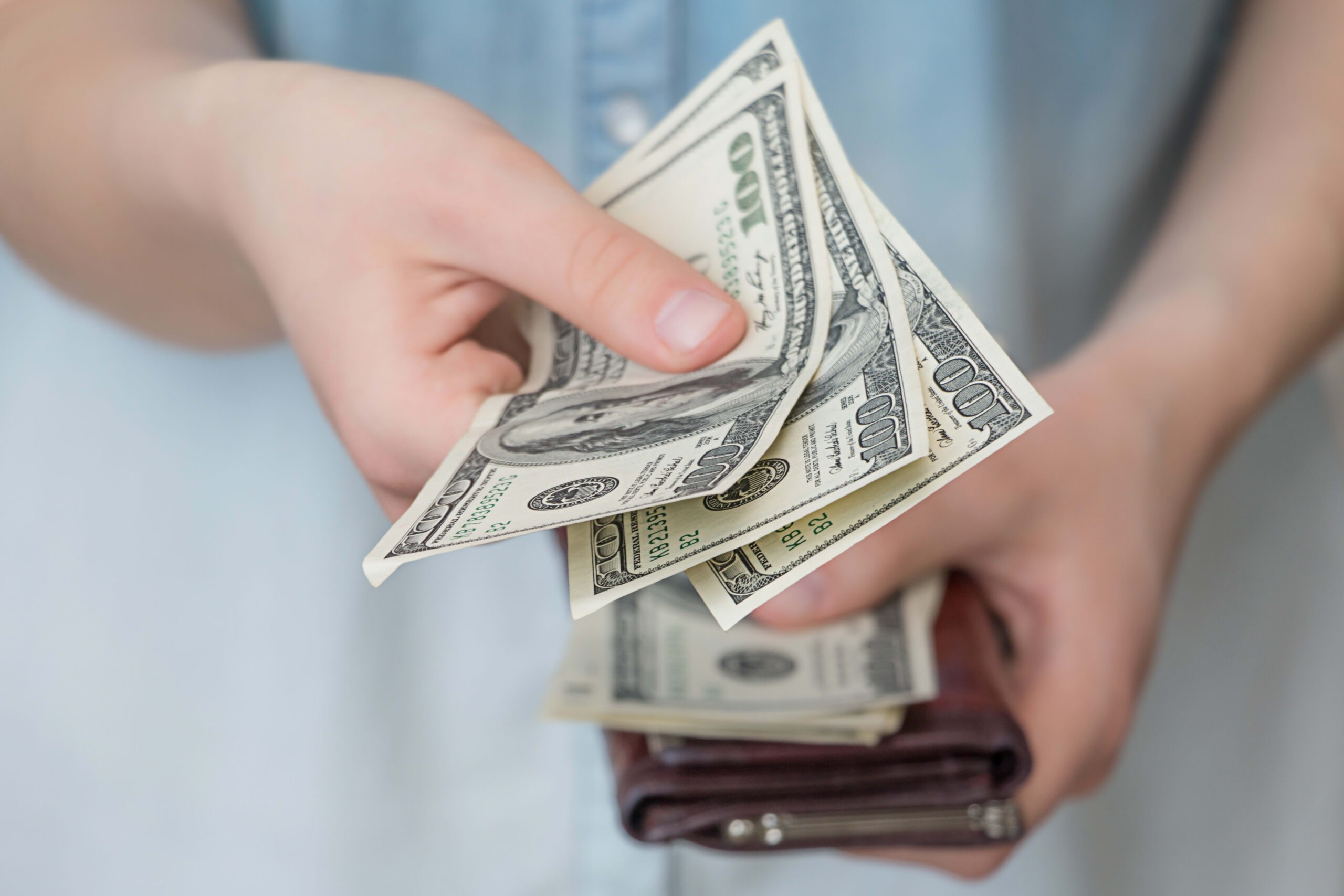 Us Should Give Citizens 1000 A Month Amid Covid 19 Crisis Scaled