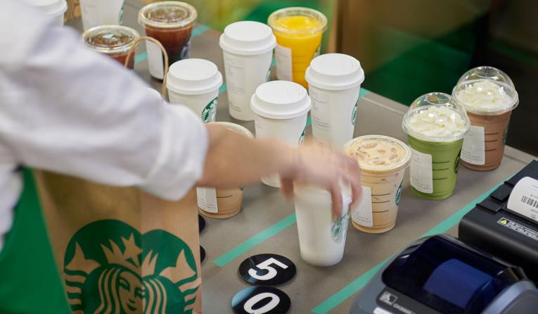 Starbucks Expands Delivery China 1100 Stores (1)