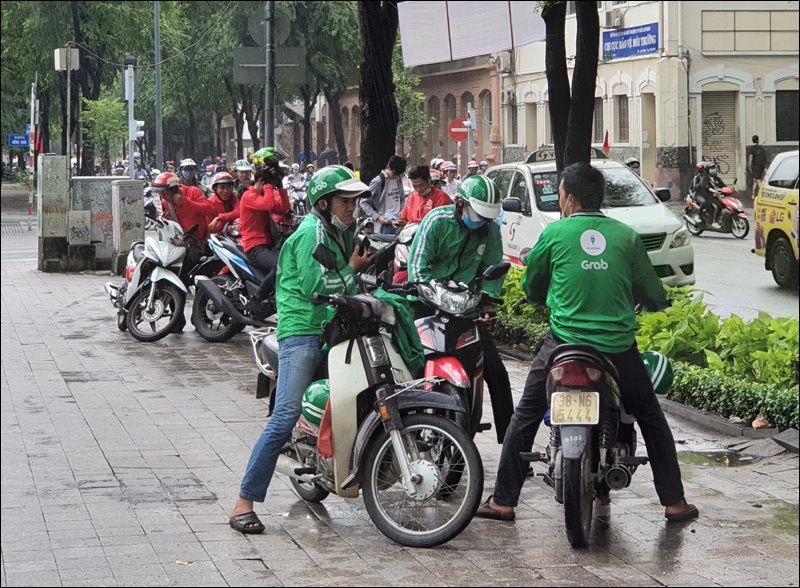 Grab Bat Ngo Tung Grabnow Chon Bat Ky Tai Xe Nao Tren Duong Roi Moi Dat Xe 00 .2273