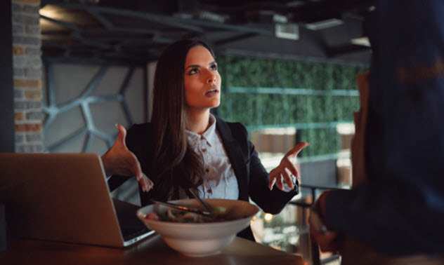 xu ly phan hoi cua khach hang