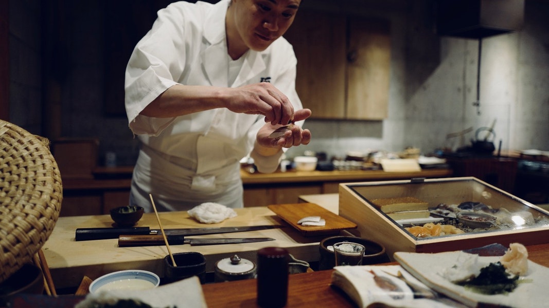 dau bep sushi