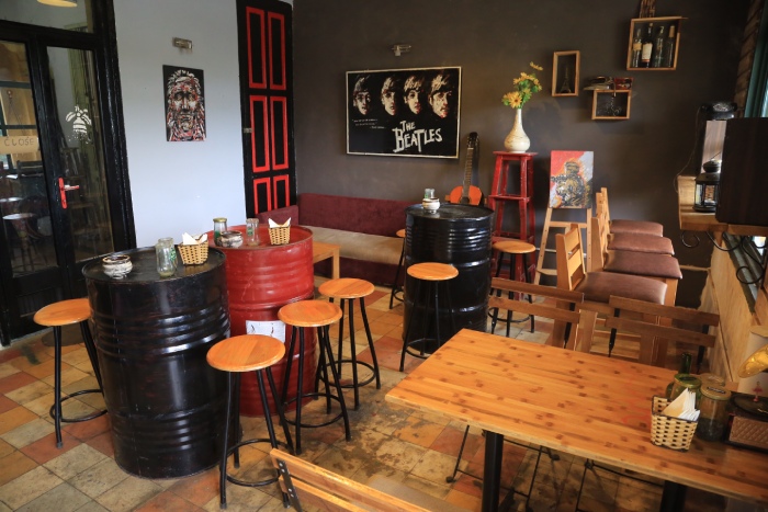 Không Gian Quán Cafe Âm Nhạc