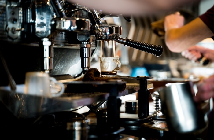 Mở quán cafe pha máy