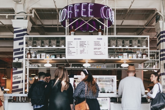 Có nên mở quán cafe vào thời điểm này