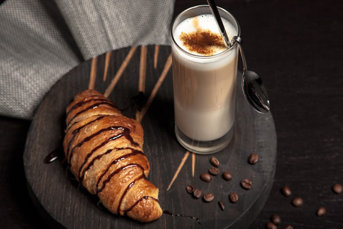 Hãy biết cách bắt kịp xu hướng, nhu cầu thực khách dùng cafe