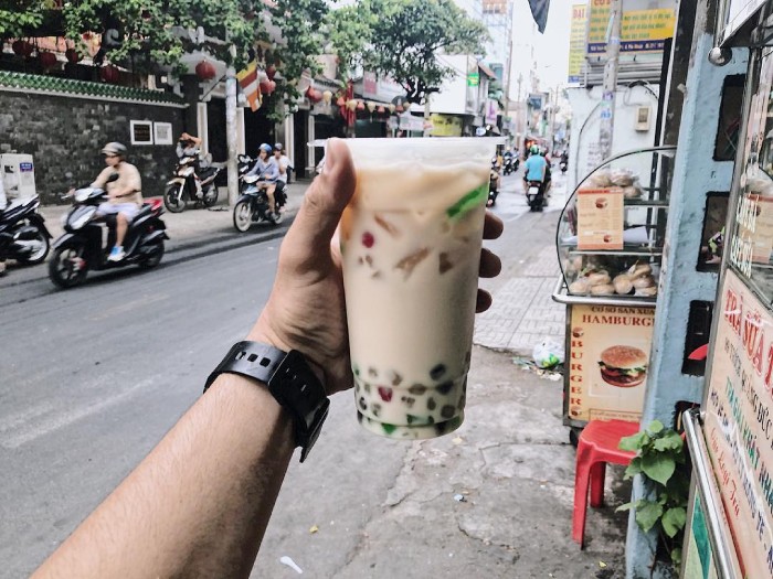 mở quán trà sữa lề đường