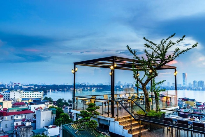 Không Gian Quán Cafe Sân Thượng