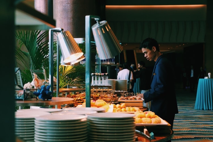 Có nên mở nhà hàng buffet