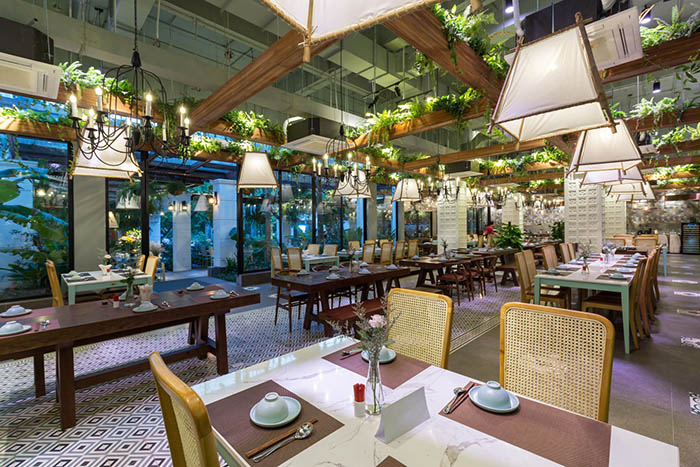 Thiết Kế Nhà Hàng Ăn Uống