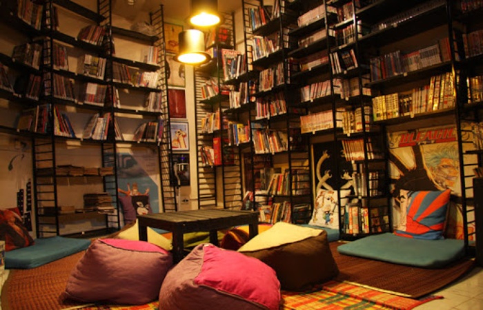 Không Gian Quán Cafe Sách