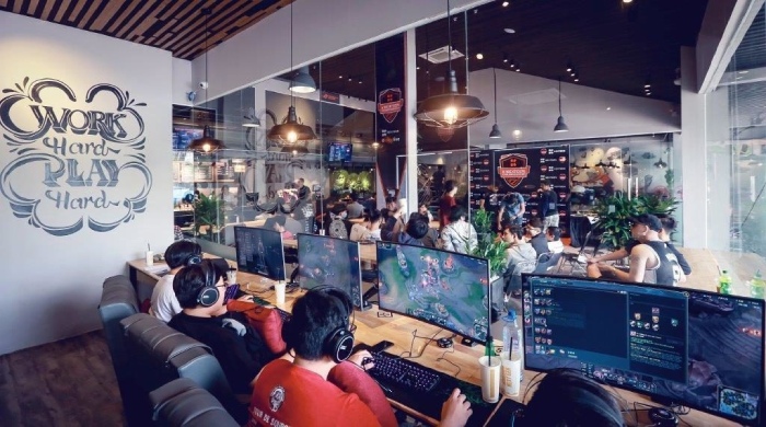 Mô Hình Quán Cafe Game