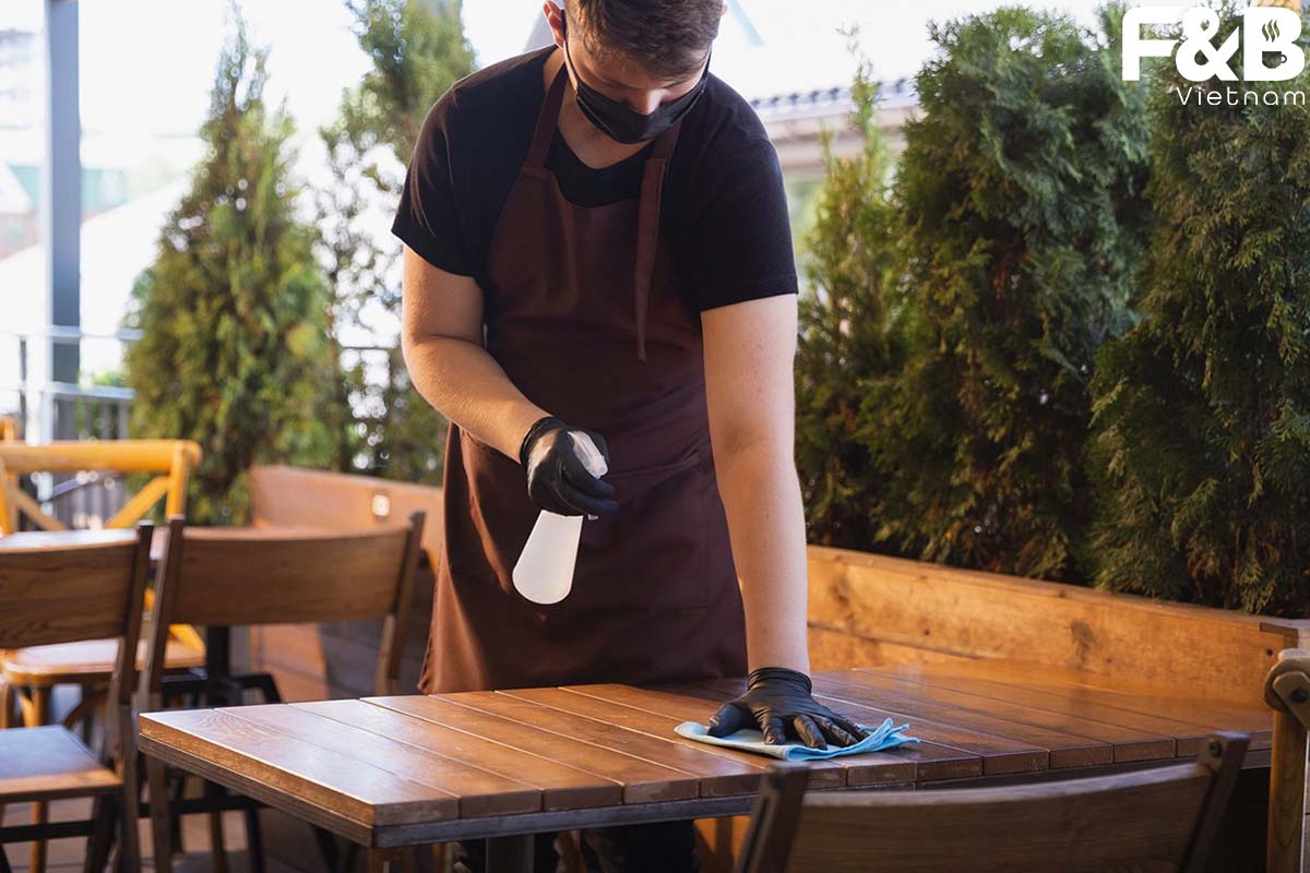 Những quy trình vệ sinh bạn nên duy trì cho quán