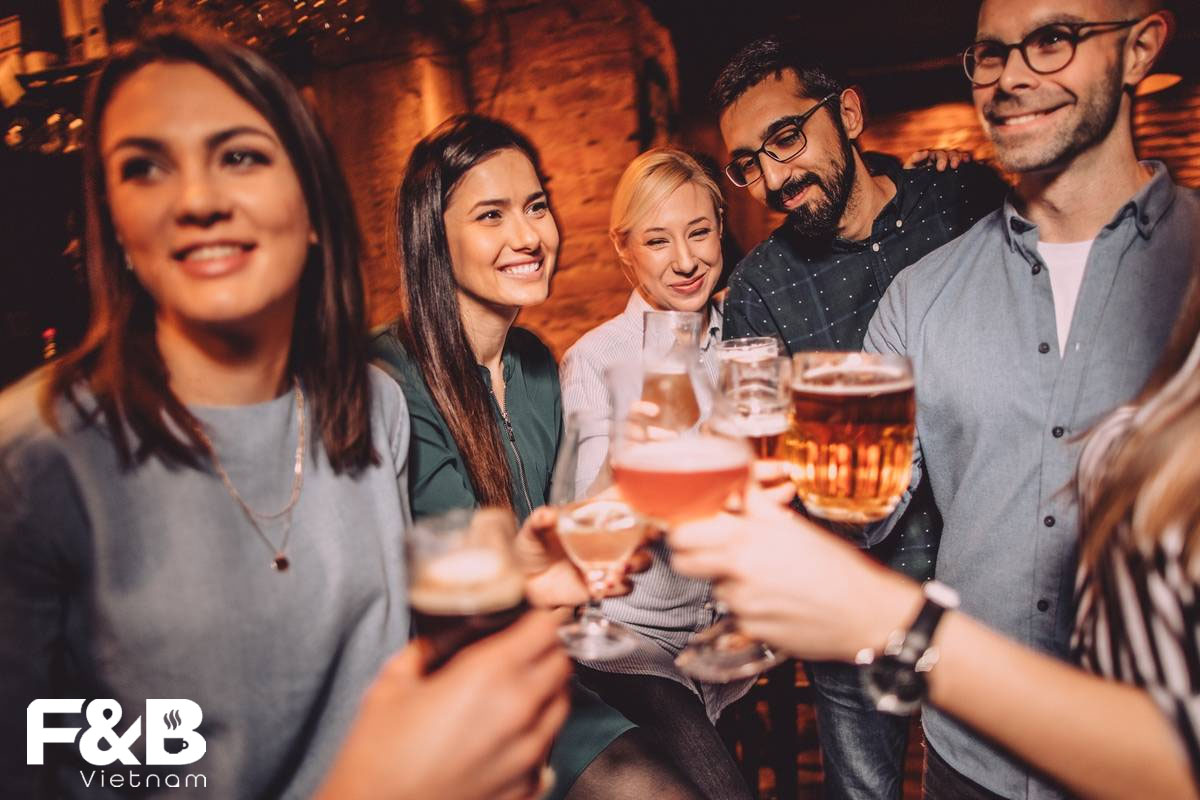 Pha Chế Thức Uống Cho Khách Hàng Gen Z