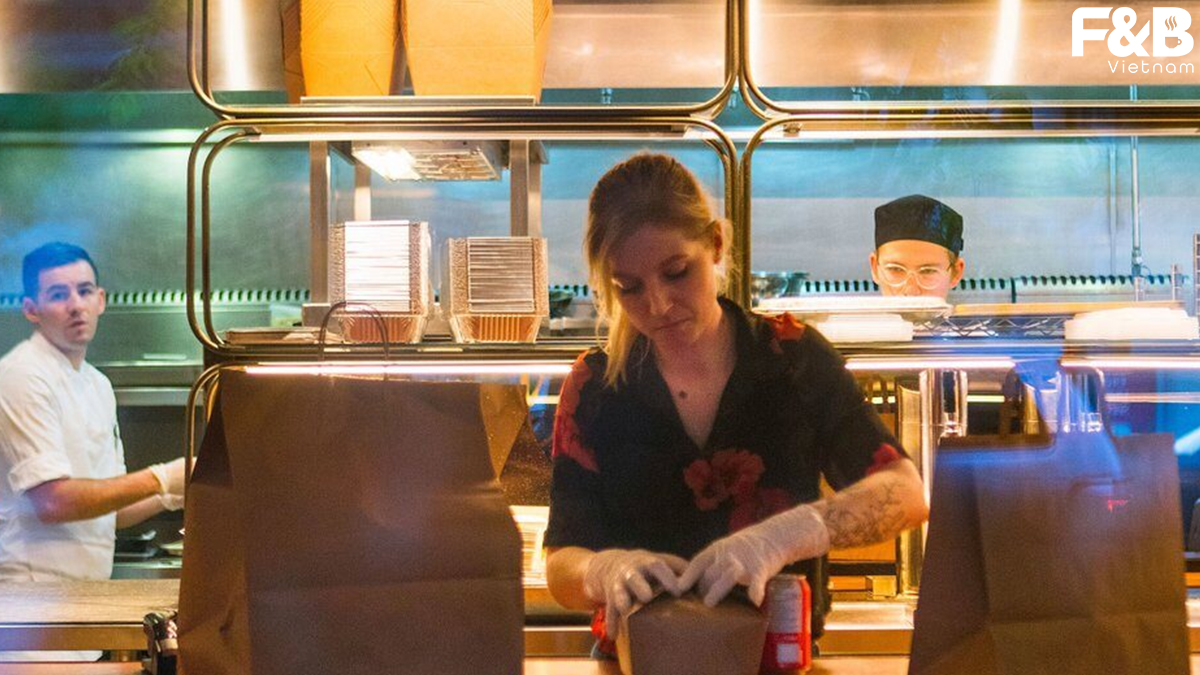 Bí Quyết Giúp Chủ Quán Cân Bằng Việc Phục Vụ Tại Chỗ Và Mang Đi