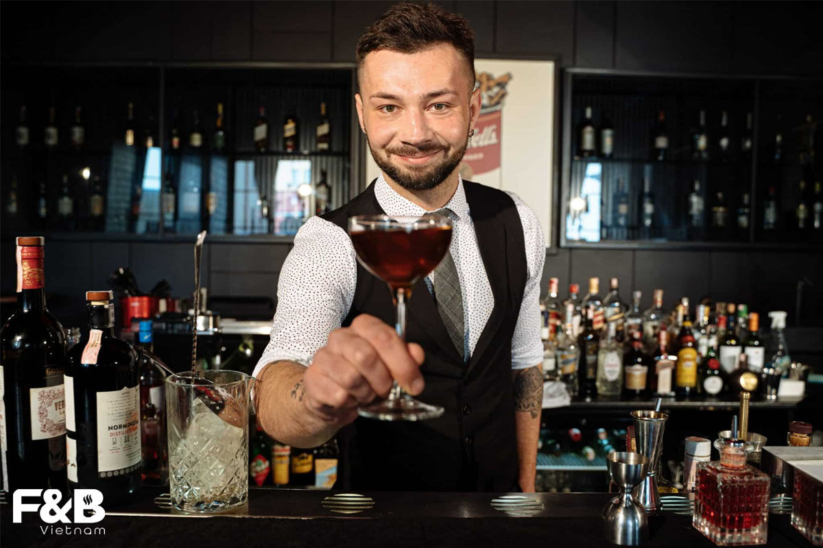 Vai Trò Của Bartender Trong Góc Nhìn Của Quản Lý Quầy Bar