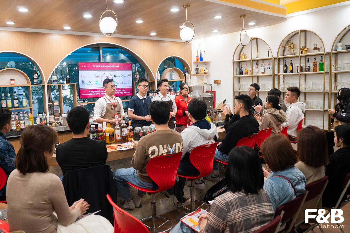 Top 9 Địa Chỉ Học Pha Chế Chuyên Nghiệp Tại Hà Nội
