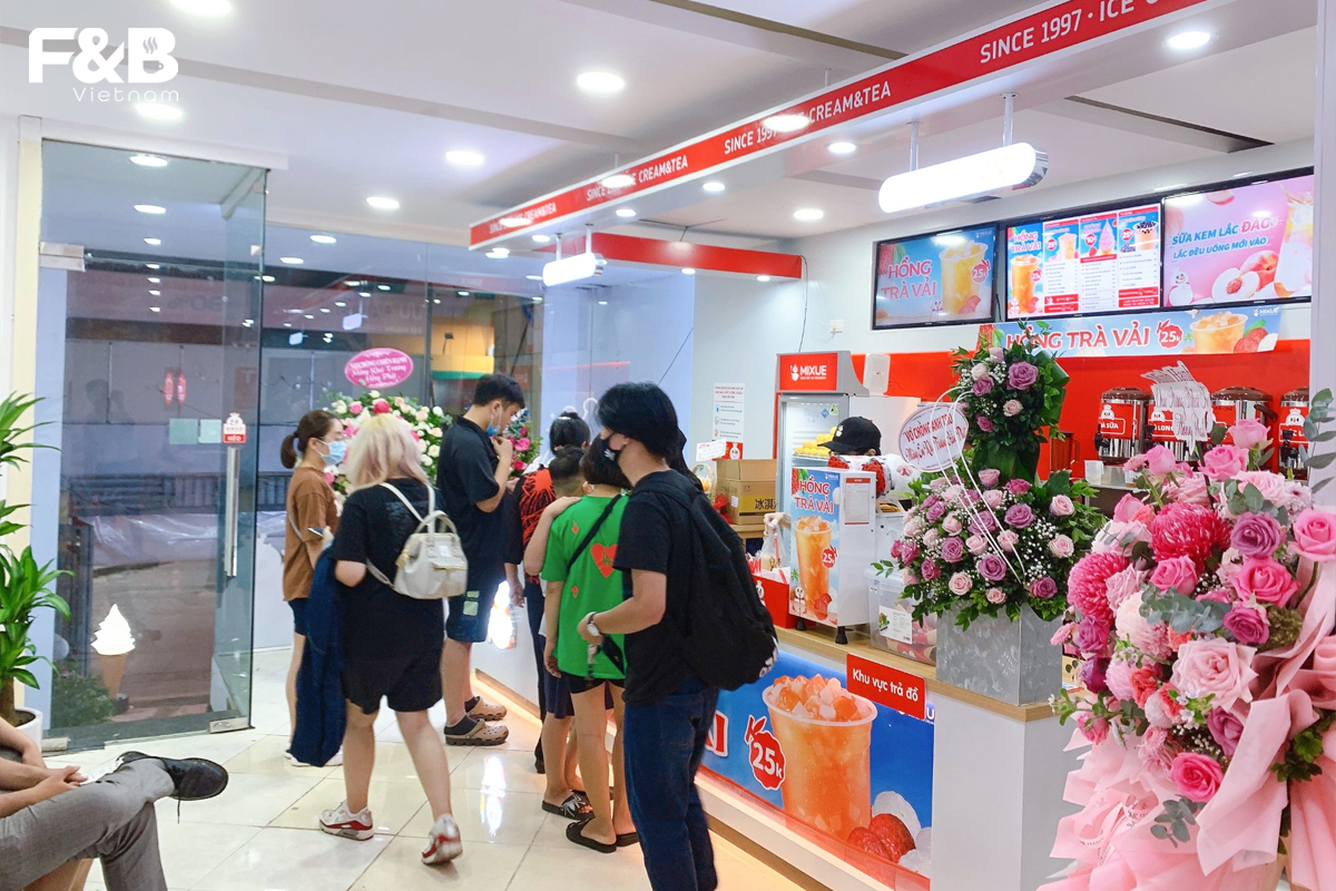 "Tấm Bài" Giá Rẻ Của Mixue Từng Khiến Đối Thủ Ngán Ngẩm Giờ Trở Thành Con Dao Hai Lưỡi