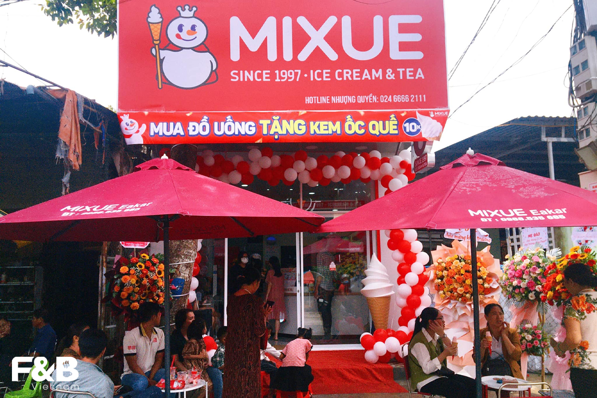 "Tấm Bài" Giá Rẻ Của Mixue Từng Khiến Đối Thủ Ngán Ngẩm Giờ Trở Thành Con Dao Hai Lưỡi