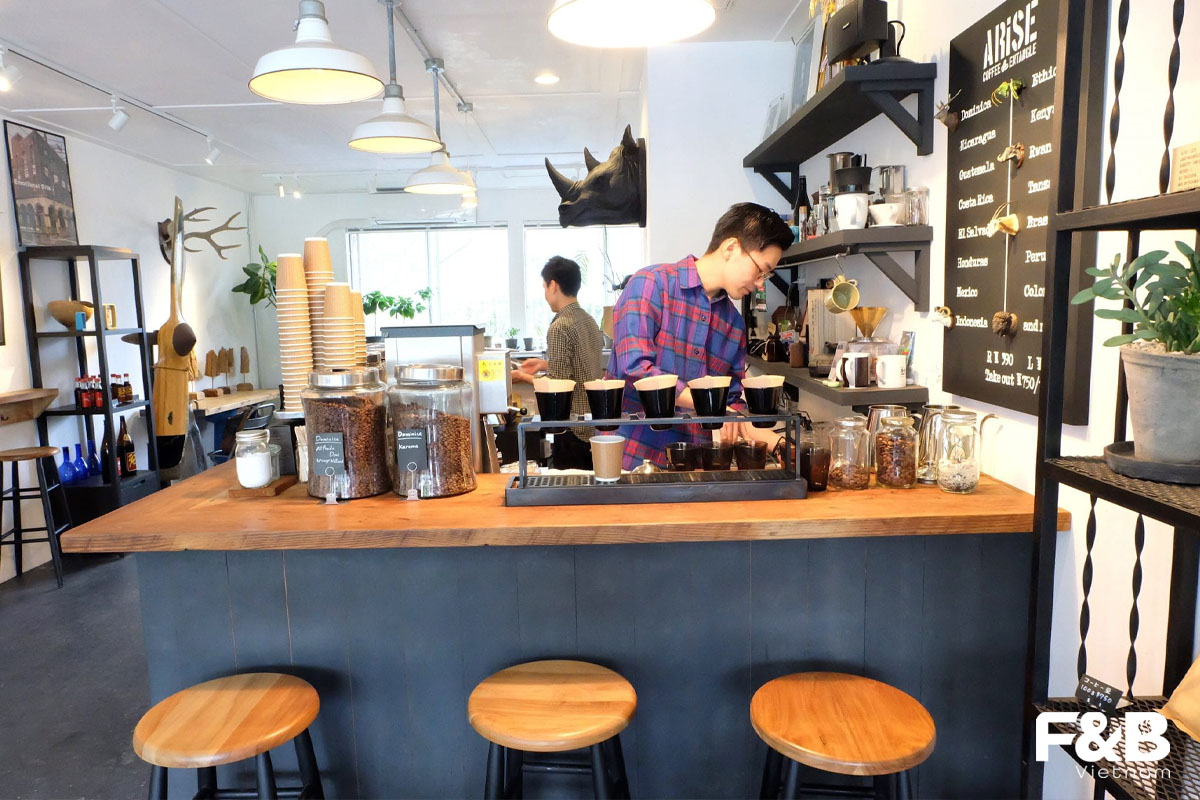 Hướng Dẫn Chi Tiết Thủ Tục Đăng Ký Giấy Phép Kinh Doanh Cho Quán Cà Phê Nhỏ
